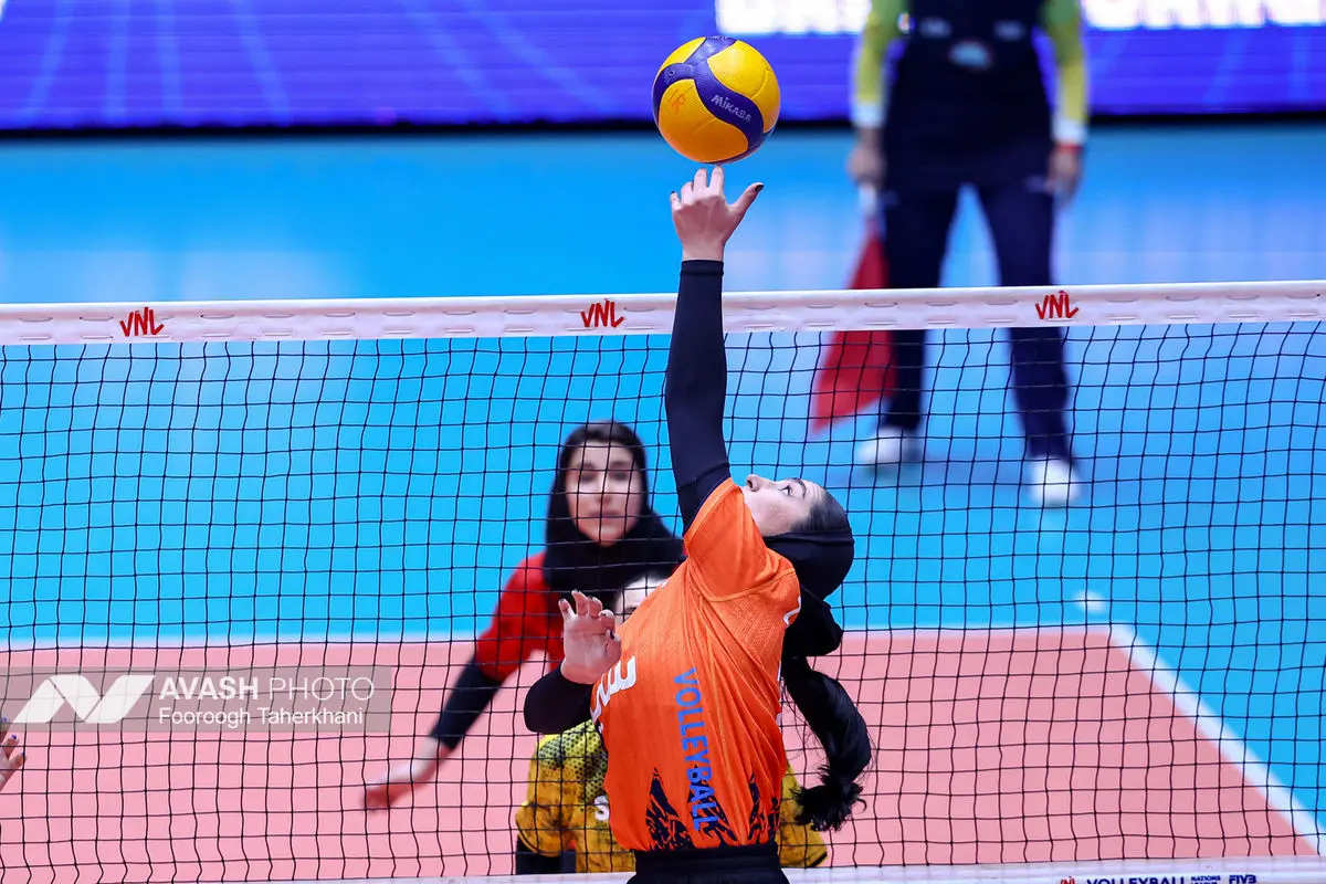 لیگ برتر والیبال زنان _ سایپا ۳ و نفت امیدیه صفر