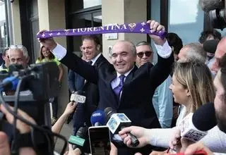 رئیس باشگاه فیورنتینا درگذشت