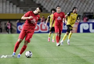 تراکتور به‌دنبال سبقت از مدعیان
