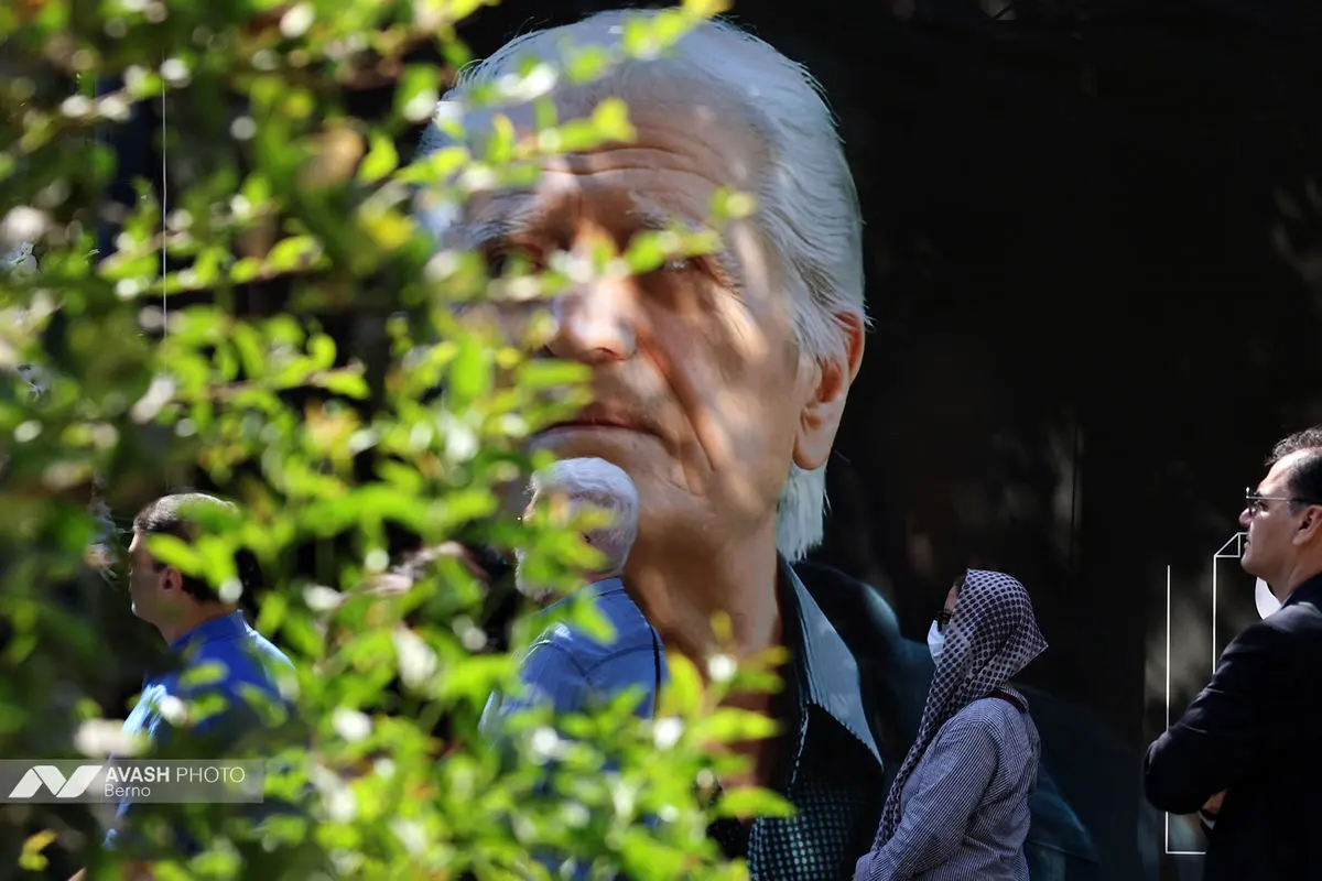 مراسم تشییع پیکر احمد پژمان