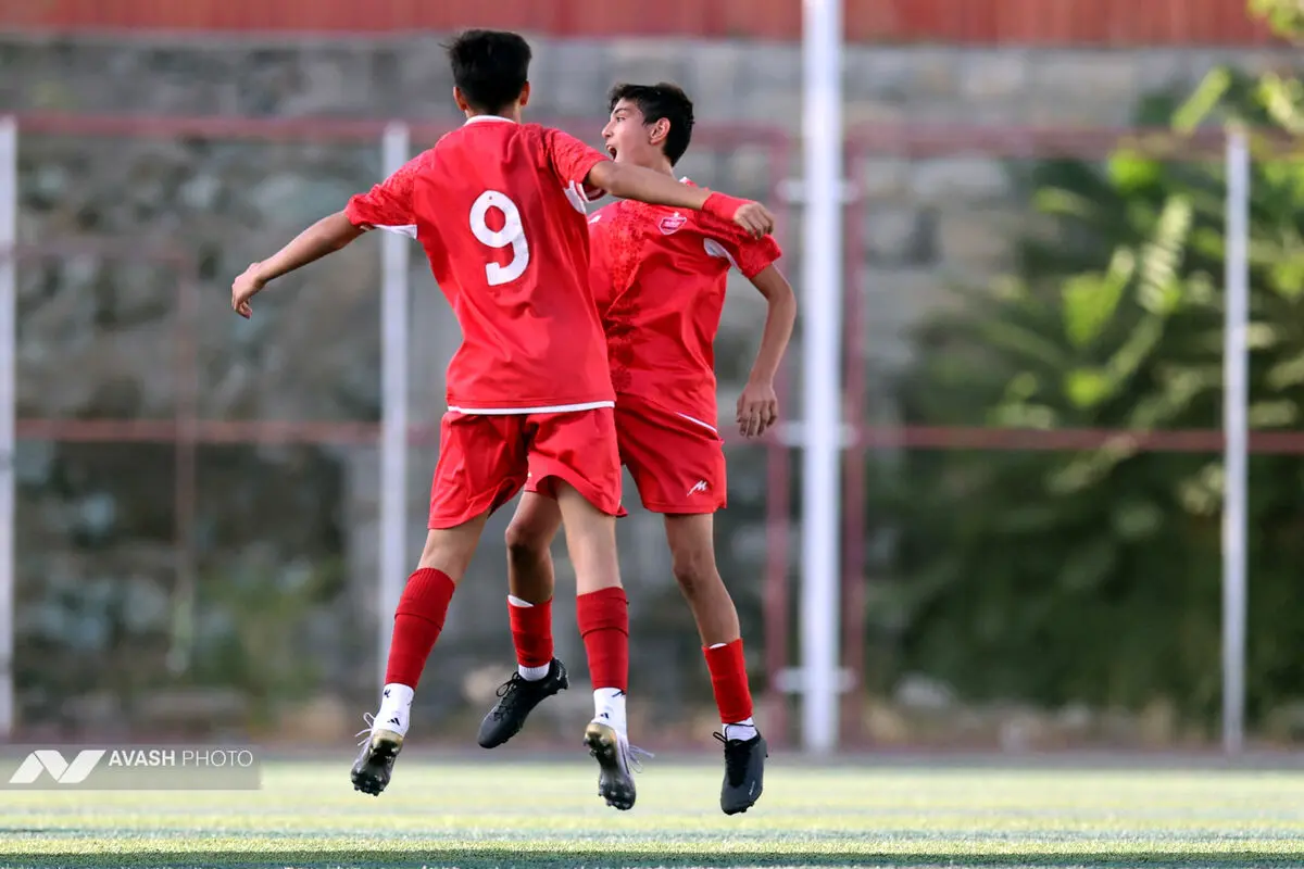 نونهالان استقلال و پرسپولیس