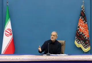 پزشکیان طرح جمع‌آوری گازهای مشعل ایلام را افتتاح کرد