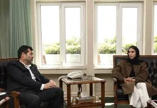 کیانی به دیدار دنیامالی رفت