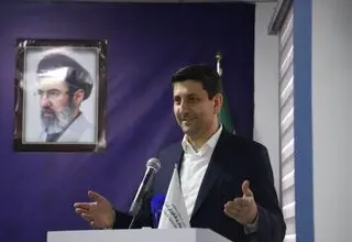 وزیر ارتباطات به قم سفر کرد