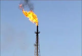 مشعل‌های صنعت نفت خاموش می شوند