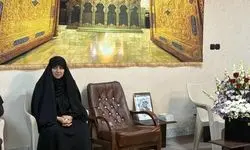بهروزآذر با خانواده شهدای حمله اسرائیل دیدار کرد