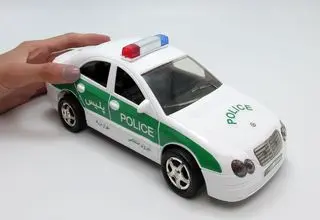 ماجرای کلیپ وایرال شده از رقص یک دختر روی ماشین نیرو انتظامی/ ببینید