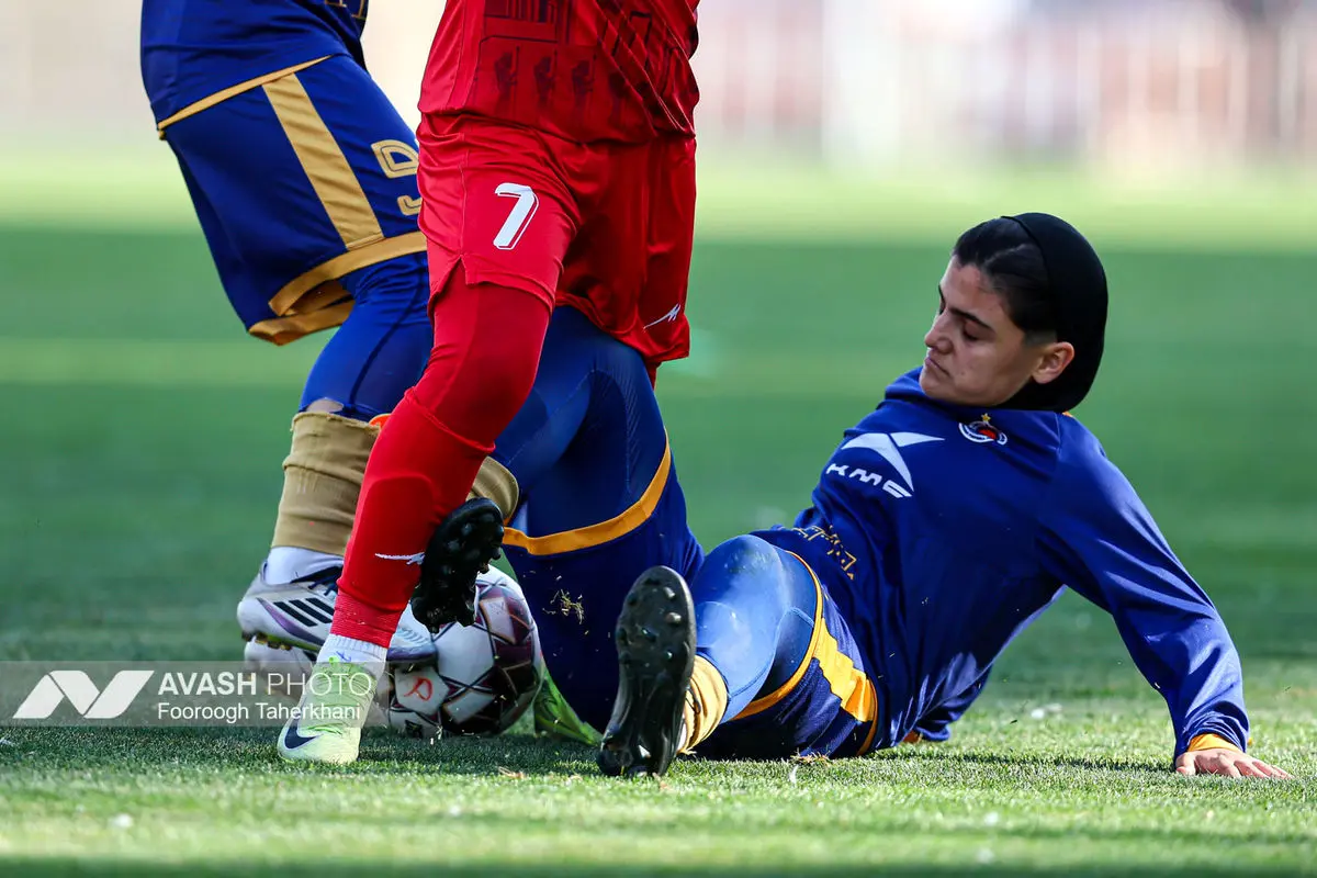 لیگ برتر فوتبال زنان - پرسپولیس و خاتون بم