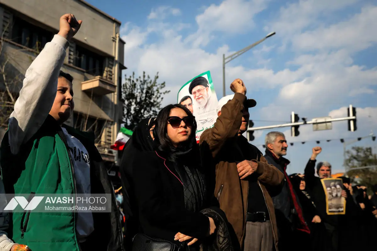 تشییع پیکر دریابان شهید «علیرضا تنگسیری» و جمعی از شهدای والامقام