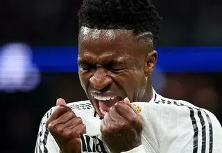 درج نام بازیکن بارسلونا روی کفش‌های ستاره رئال‌مادرید