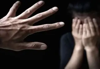 جریمه ۴۰ میلیاردی بخاطر تعرض به دو خواهر