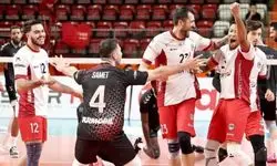 همای سعادت بالای سر لژیونرها