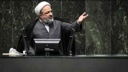 پزشکیان پذیرفت لایحه اصلاح قانون به کارگیری افراد در مشاغل حساس را پس نگیرد