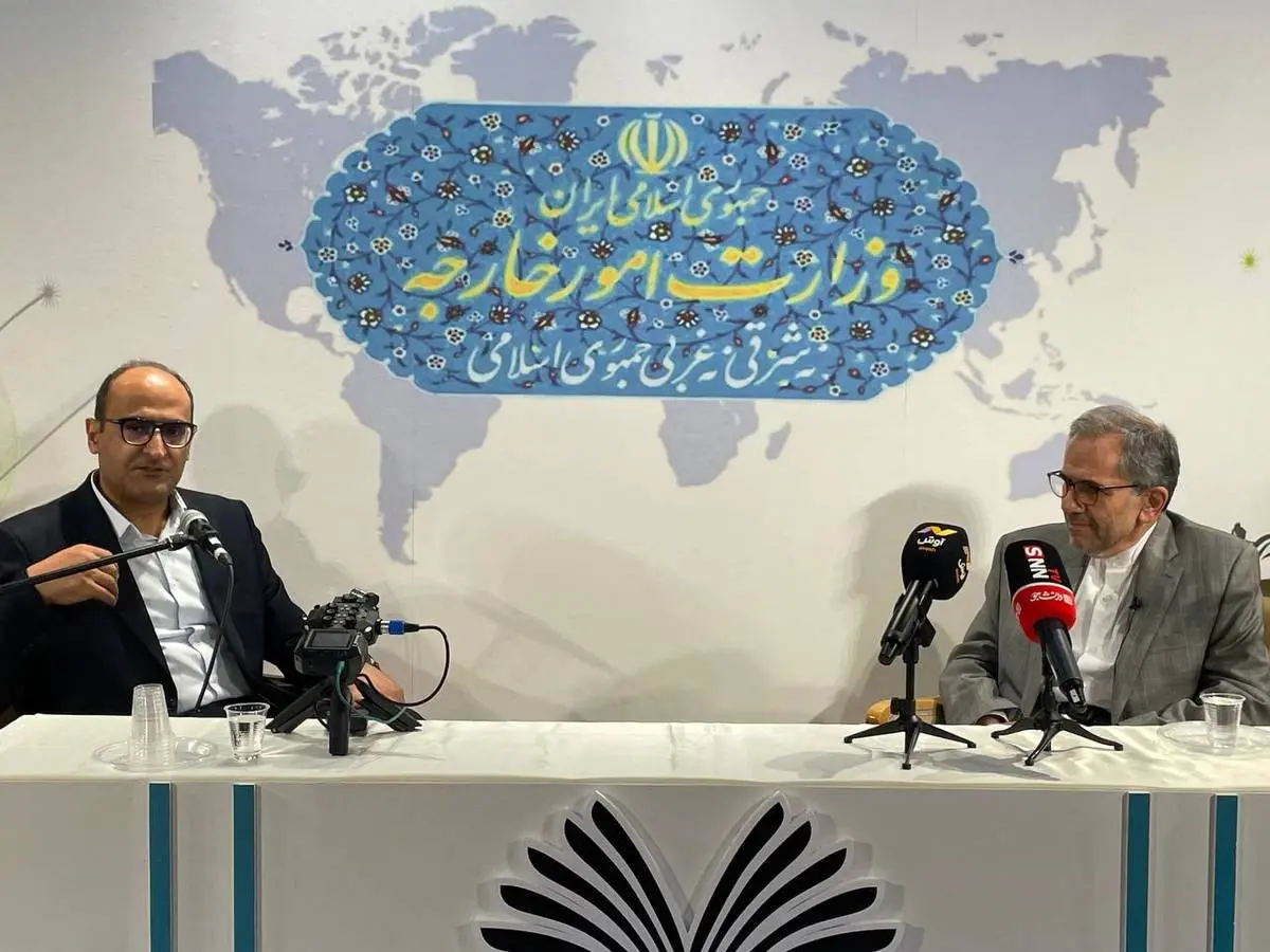 مجید تخت روانچی در نمایشگاه بین المللی کتاب حضور یافت