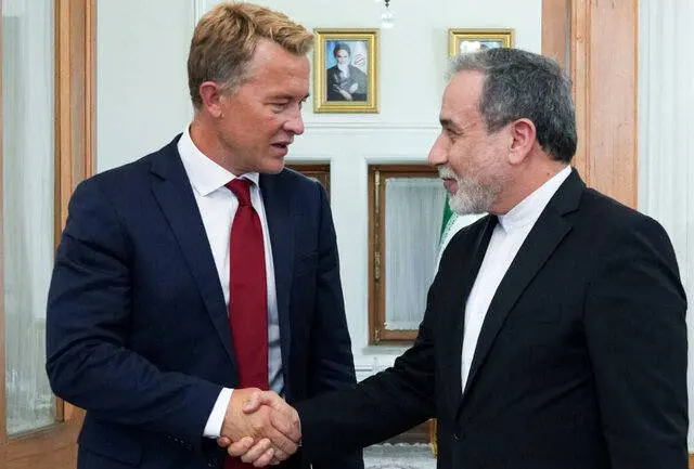 دیدار دیپلمات ارشد نروژی با عراقچی
