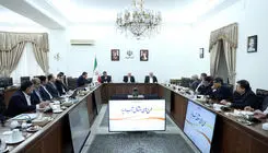 عارف: طرح‌های انتقال آب دریا الزامی و غیرقابل توقف است
