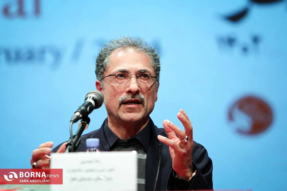 هنرمندان با خلق آثار ماندگار در این روزها؛ نقش تاریخی خود را ایفا کنند