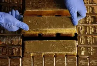 کاهش قیمت هر اونس طلا در معاملات روز چهارشنبه