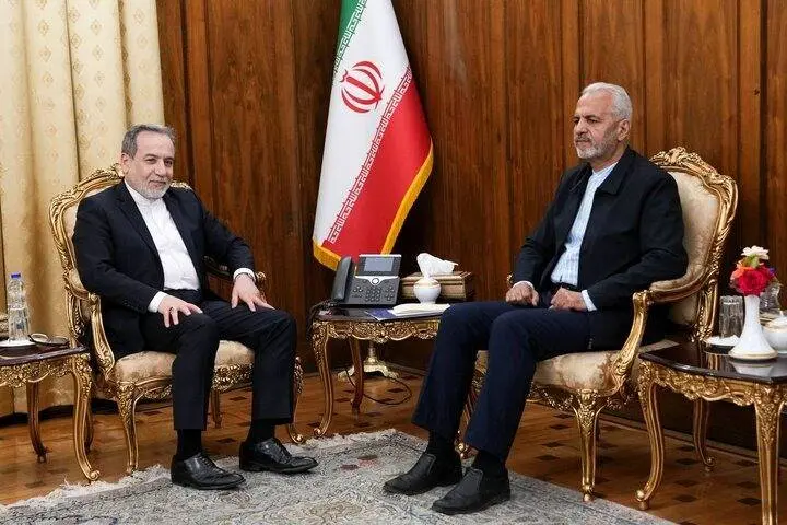 سرپرست سفارت ایران در کابل با عراقچی دیدار و گفت‌و‌گو کرد