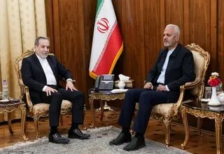 سرپرست سفارت ایران در کابل با عراقچی دیدار و گفت‌و‌گو کرد