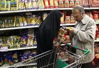 مردم درباره تامین کالاهای اساسی نباید نگران باشند