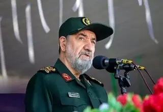 محسن رضایی: دست نیروهای مسلح روی ماشه است