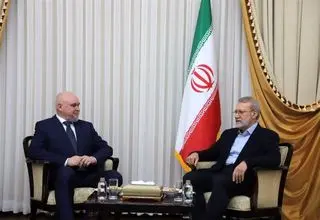 دیدار وزیر انرژی روسیه با لاریجانی