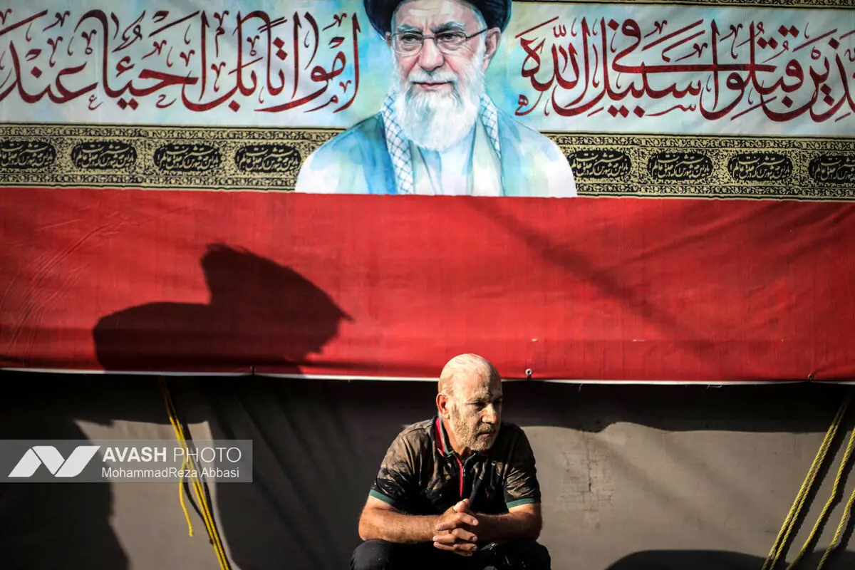 آئین سنتی گل مالی لرستانی های مقیم تهران در روز عاشورا