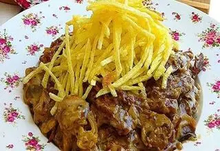 طرز تهیه بیف استروگانف با گوشت چرخ‌کرده