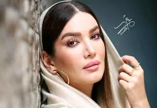 متین ستوده با ژست‌های مختلف در مراسم عروسی‌اش+عکس