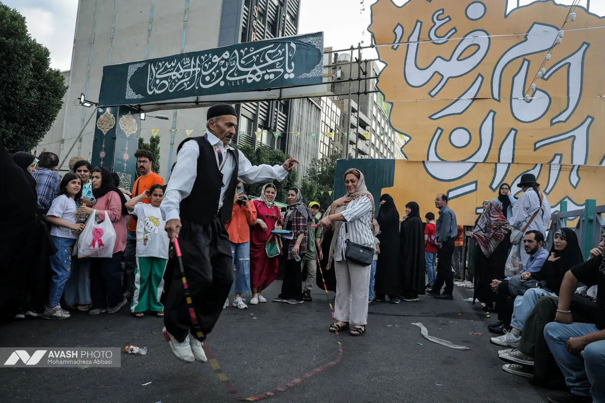 اجتماع ۵ کیلومتری امام رضایی‌ها در تهران