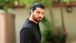 سینا مهراد با  «دو روز دیرتر» روی پرده می‌رود