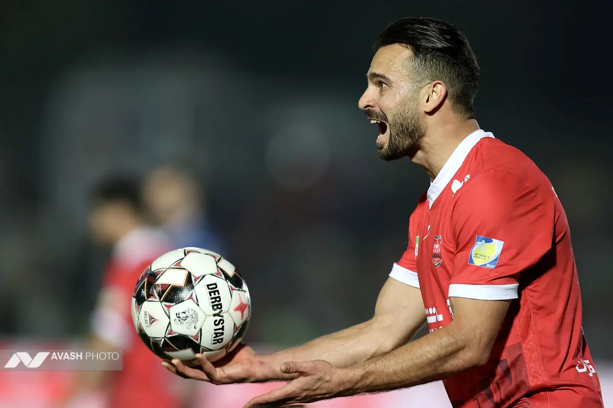 لیگ برتر فوتبال - پرسپولیس و گل‌گهر