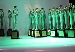 جشنواره تئاتر خیابانی مریوان با معرفی برترین‌ها پایان یافت