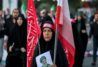 مراسم تشییع پیکر مطهر رهبر شهید در مشهد ساعت ۱۴ برگزار می‌شود
