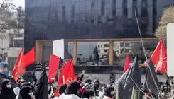 برداشت ناصواب تندروها از پیام رهبر ی و بازی در زمین دشمنان