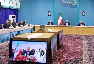 پزشکیان: سرعت ساخت نیروگاه‌های خورشیدی افزایش یابد