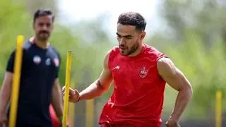 اوستون اورونوف تیم پرسپولیس را ترک می‌کند