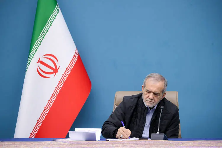 پیام تبریک دکتر به مناسبت قهرمانی تیم ملی وزنهبرداری نوجوانان کشورمان
