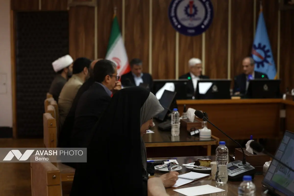 بازدید معاون اول رییس جمهور از دانشگاه علم و صنعت