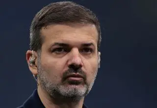 سرمربی سابق استقلال جان دو دختر نوجوان را نجات داد
