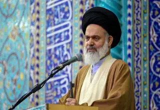 حسینی بوشهری: از فضای مجازی برای انتقال ارزش‌های دینی استفاده شود