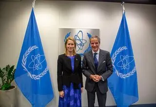 گروسی درباره ایران با اروپا گفتگو کرد