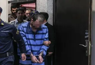 بهمن فرزانه اعدام می‌شود