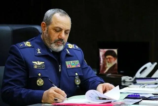 تبریک وزیر دفاع به وزارت اطلاعات بابت ضربه به موساد
