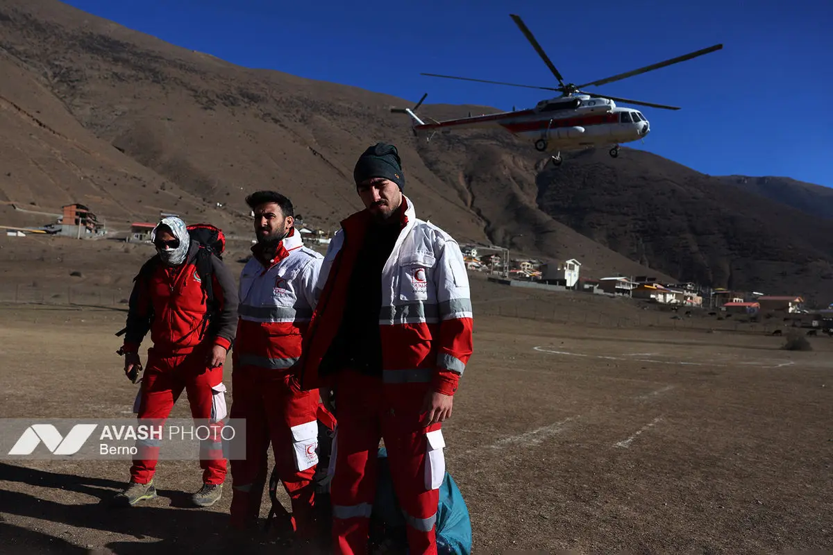 عملیات مهار آتش‌سوزی مناطق کوهستانی روستاهای دلیر و الیت