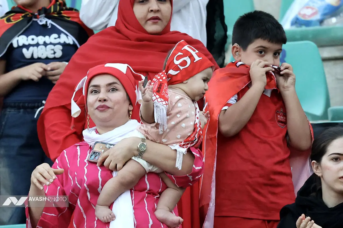 چادرملو و پرسپولیس