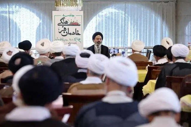 نواب: آموزش مناسک حج حق زائران است؛ محدودیتها بازنگری شود