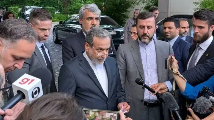 وزیر امور خارجه ایران: نگفتم پلن جدید برای مذاکره با آمریکا داریم / در برابر زیاده خواهی کوتاه نخواهیم آمد ولو جنگ شود