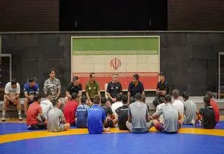دبیر در دیدار با آزادکاران جوان: هدف نهایی مدال طلای المپیک است